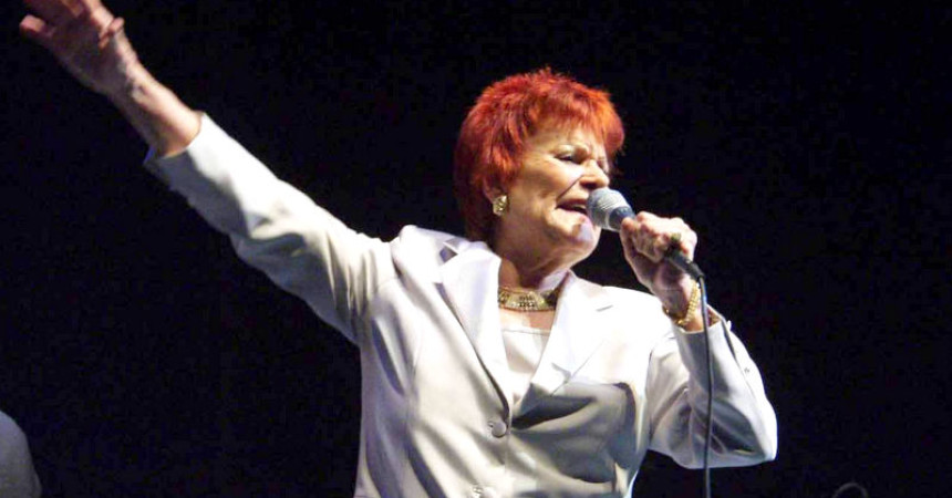 Eladia Blázquez, a 10 años de su muerte, sigue conquistando el cariño de la gente con su música inolvidable Eladia Blázquez, a 10 años de su muerte, sigue conquistando el cariño de la gente con su música inolvidable
