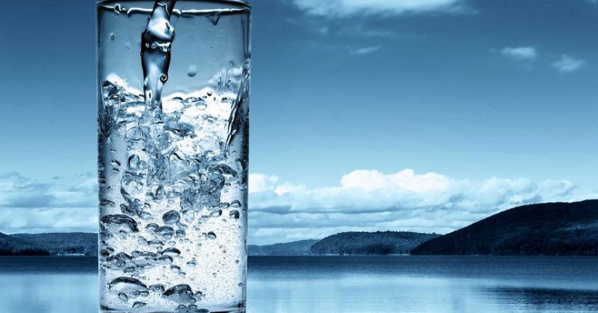 ¿Sabías que el agua es tu aliada para llevar una vida sana?